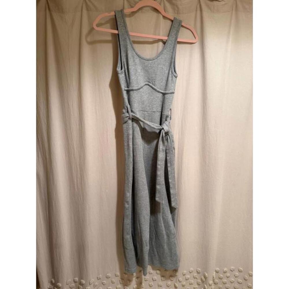 Chic Gray Sleeveless Jumpsuit with Tie Belt